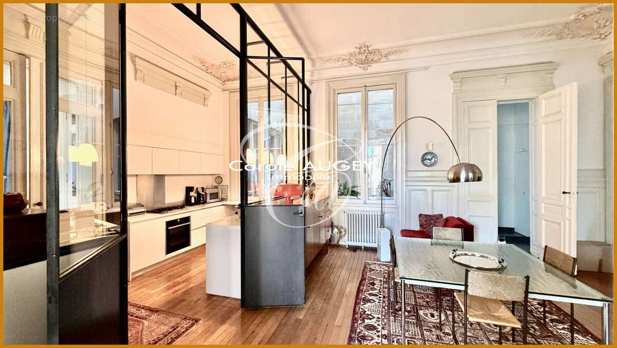 Appartement à BORDEAUX