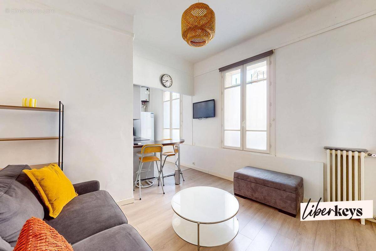 Appartement à PARIS-12E