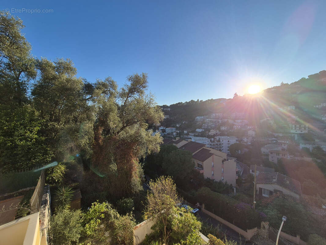 Appartement à MENTON