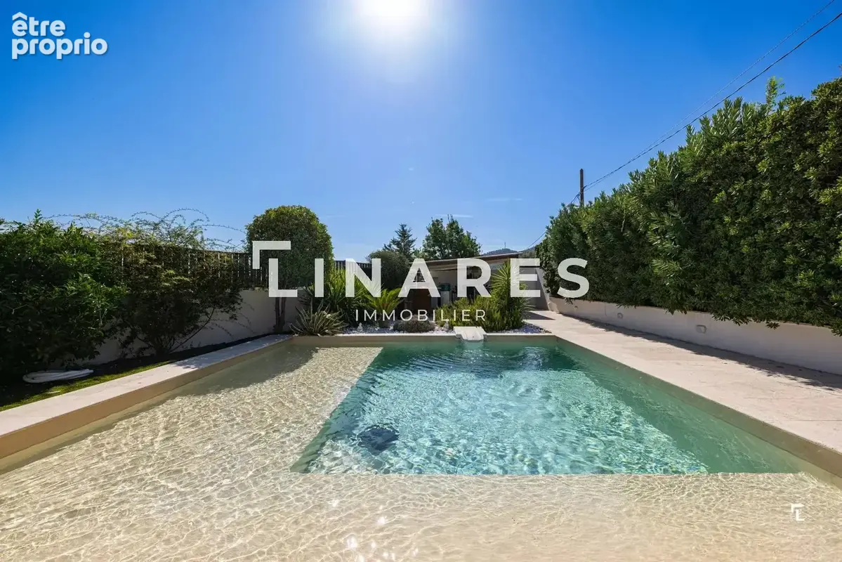 LA PANORAMIQUE - Villa T5 de 200m² - Piscine - Cuisine d'été - Terrain de 785m² - 13011 LA VALENTINE - photo 2