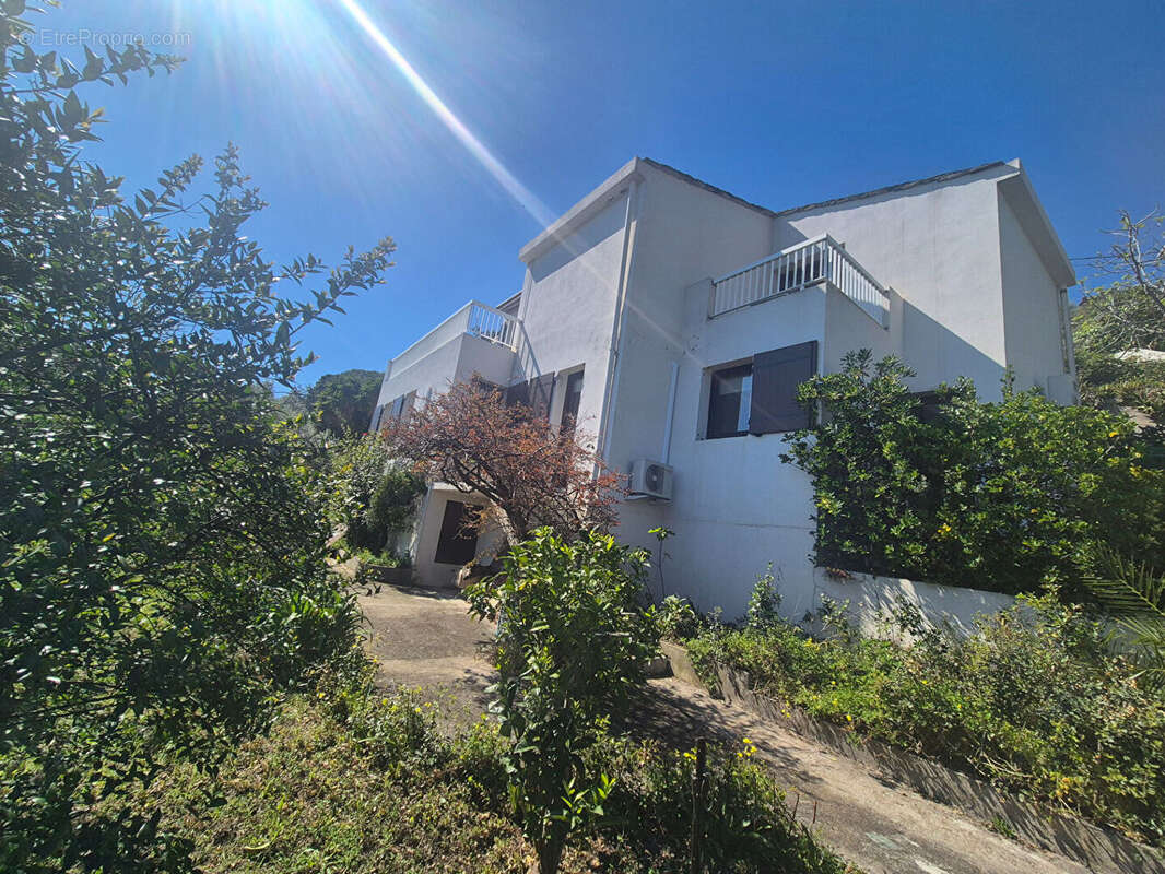 Maison à SANTA-MARIA-DI-LOTA