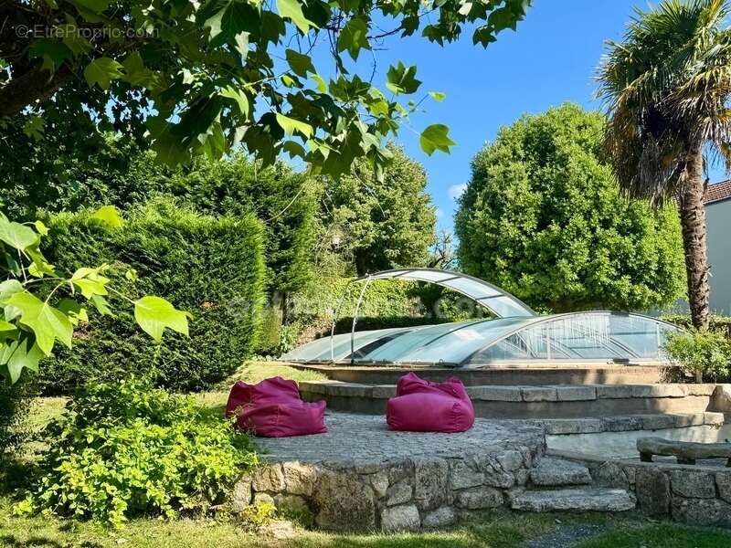 Maison à MORTAGNE-SUR-SEVRE