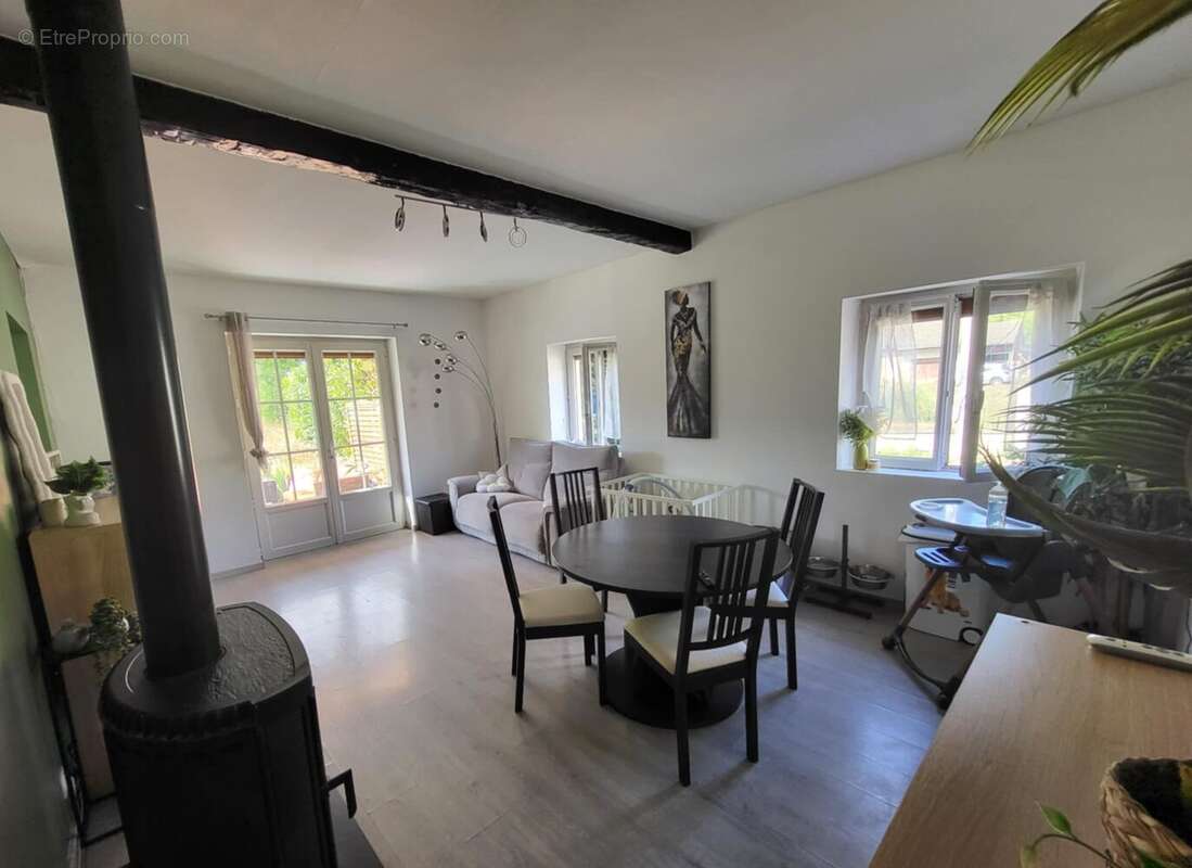 Maison à LA ROCHEPOT