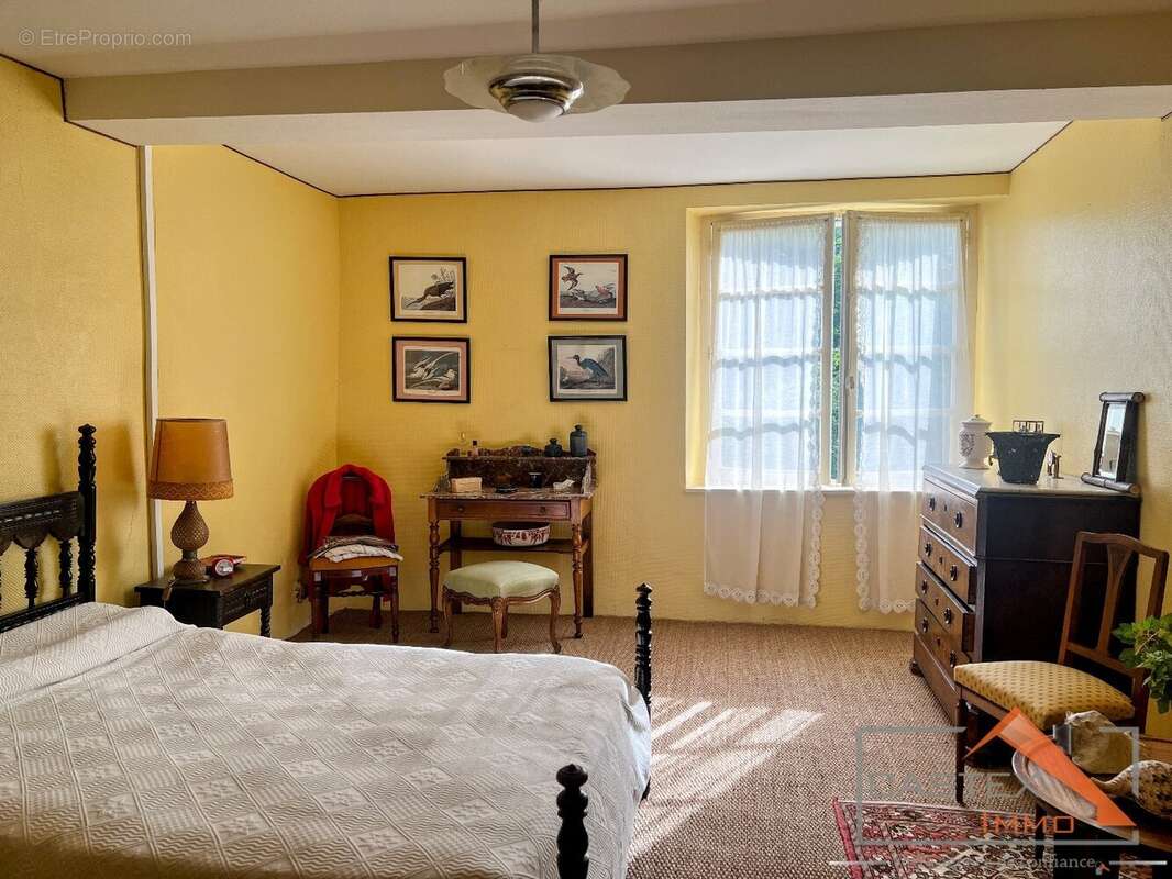 EXCLUSIVITÉ  Ancienne Commingeoise avec jardin clos et arboré - photo 11