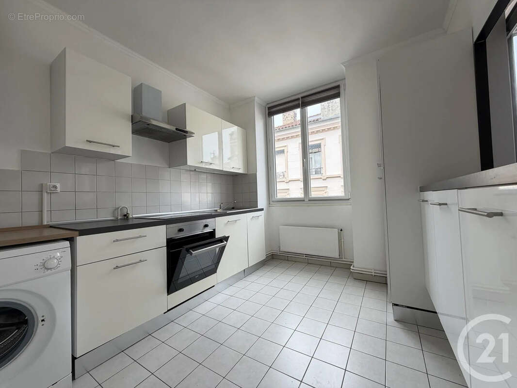 Appartement à LYON-6E
