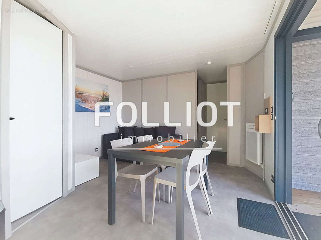 Maison à JULLOUVILLE