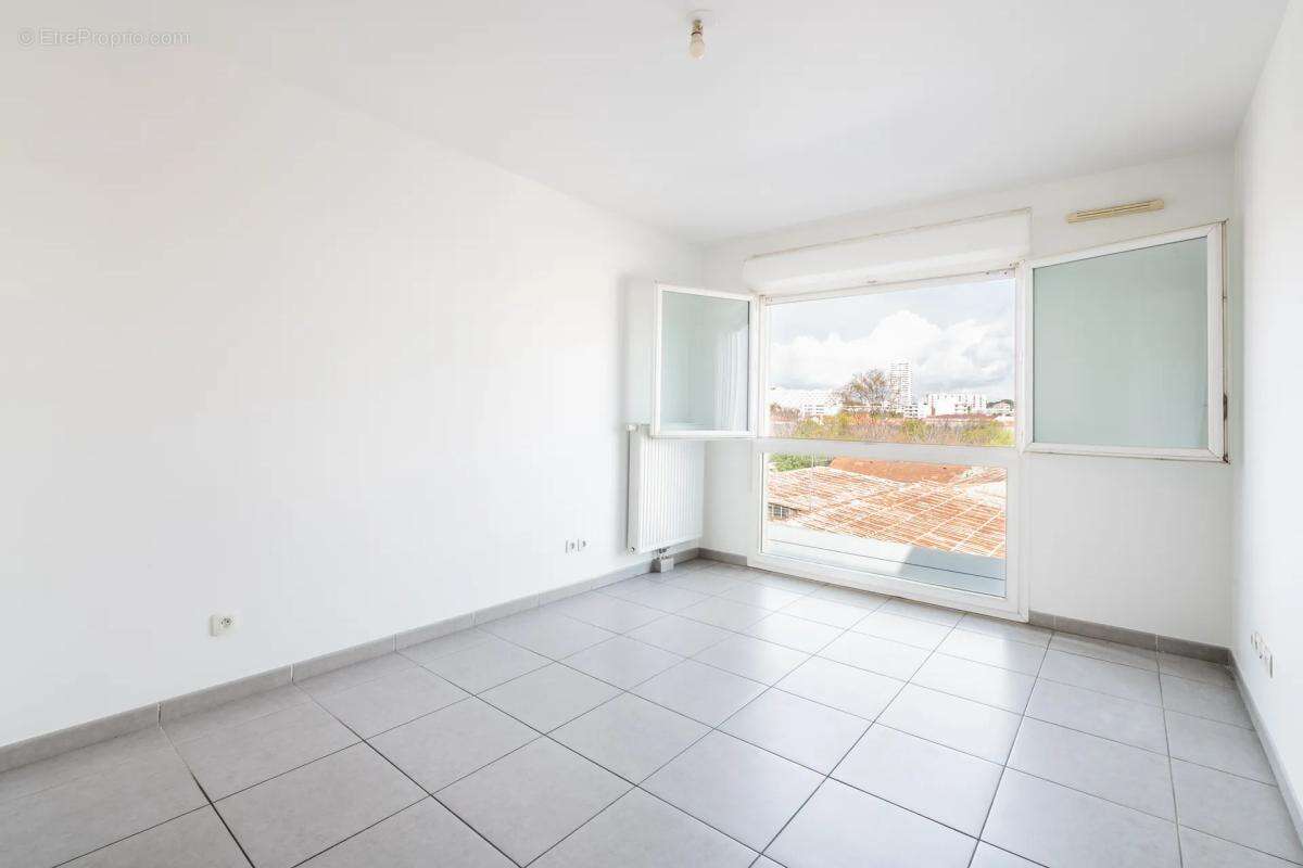 Appartement à MARSEILLE-10E