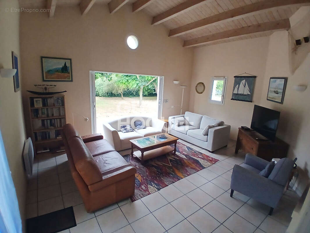 Maison de standing, 9 pièces, 5ch, 165m2, la cotiniere - photo 4
