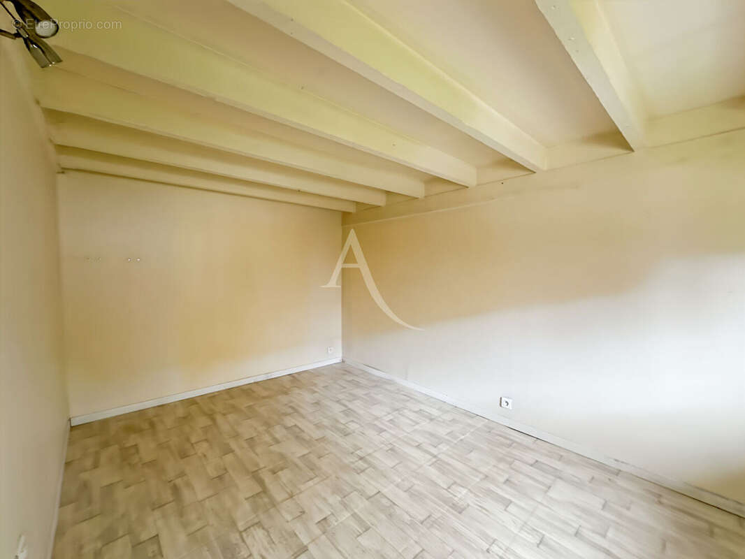 Maison avec dépendances - photo 16