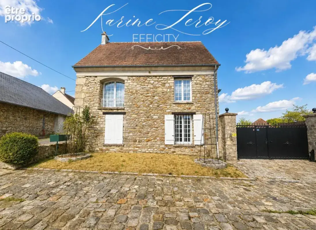 Maison 400 m² à Mareil-En-France  - photo 3