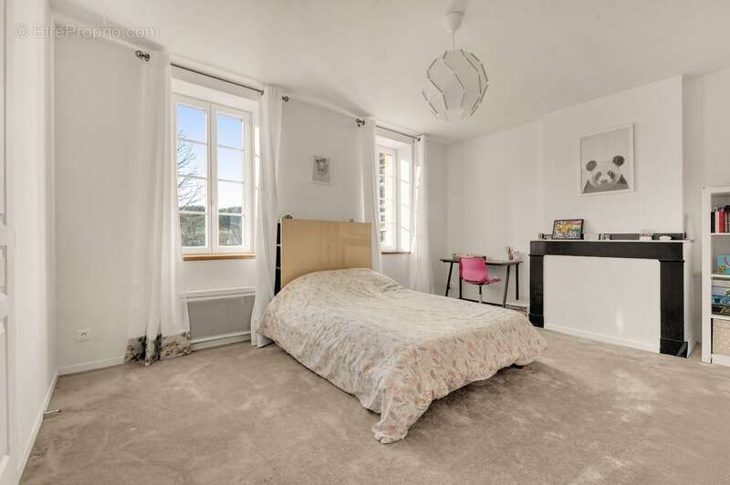 Maison à LE FAUGA