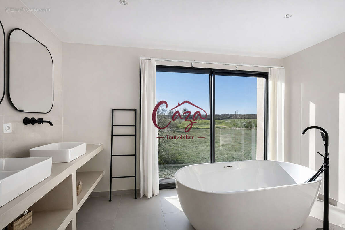 Maison à CARIGNAN-DE-BORDEAUX