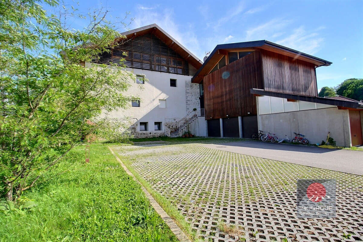 Apprtement duplex en état plateau brut  de 206 m² à Reignier - photo 15