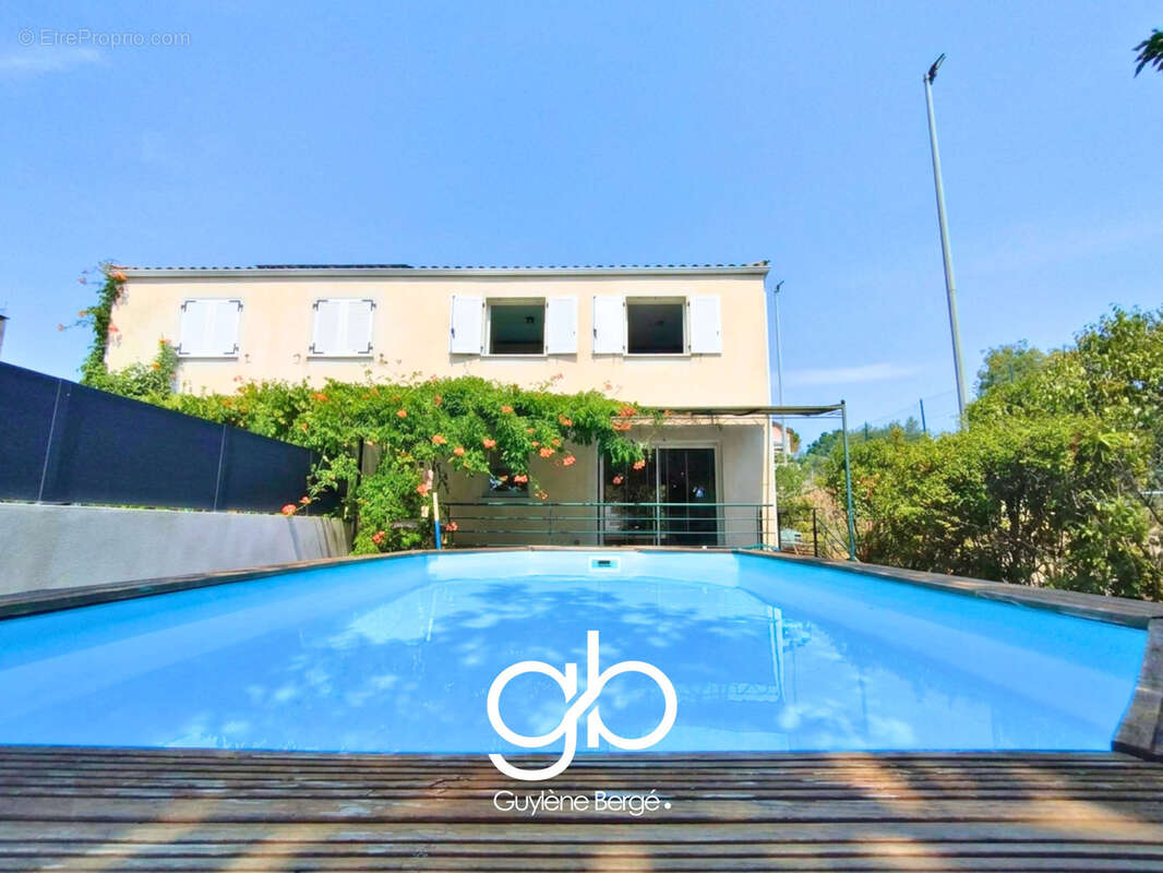 Villa familiale avec piscine   impasse calme    t4     saint-vincent-de-barbeyrargues   proche montpellier - photo 2