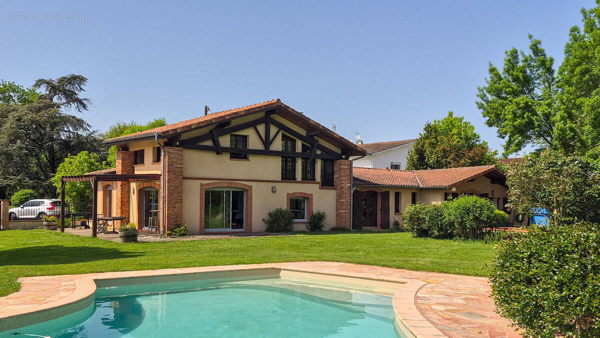 Maison et annex - Maison à BALMA