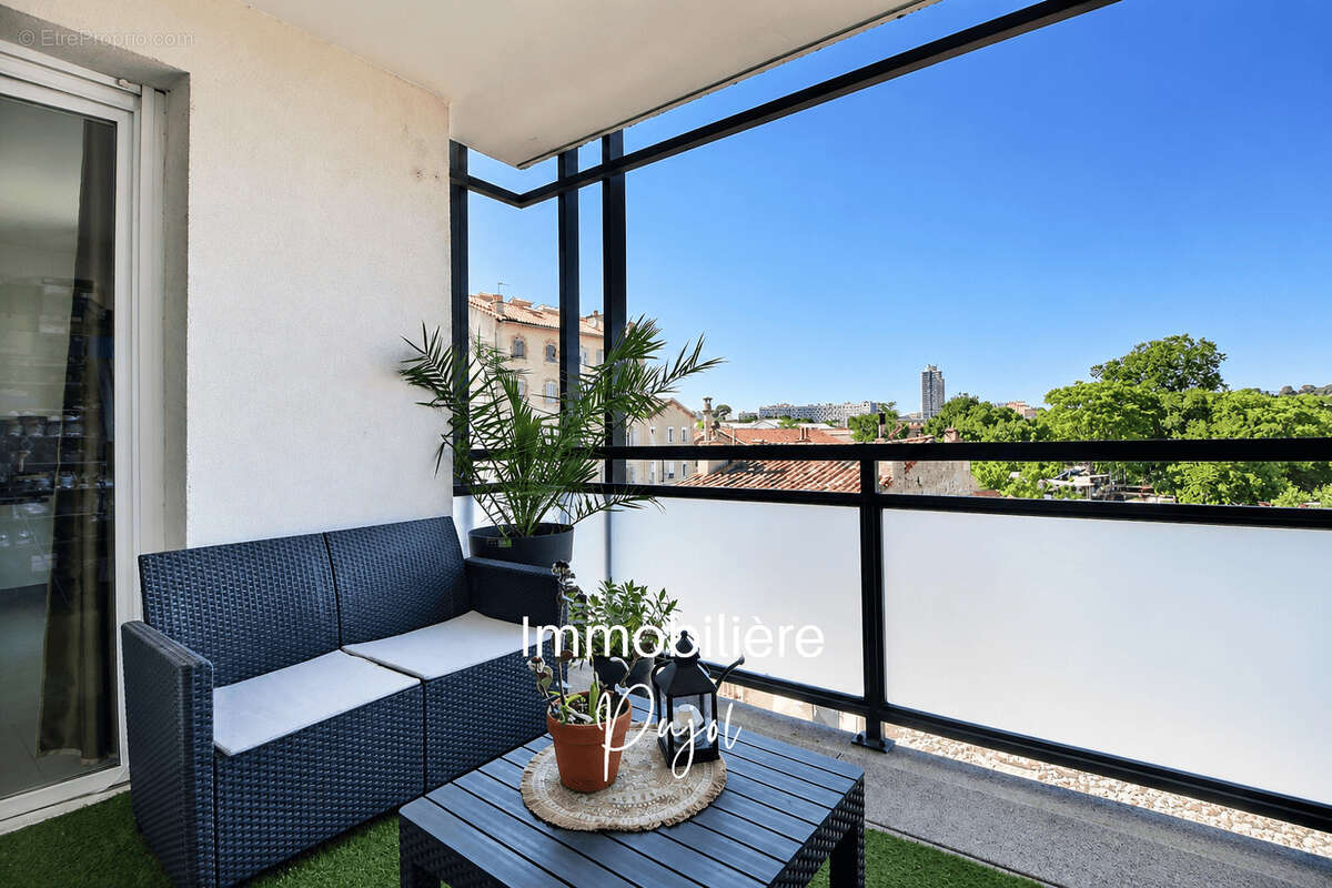 Appartement à MARSEILLE-10E