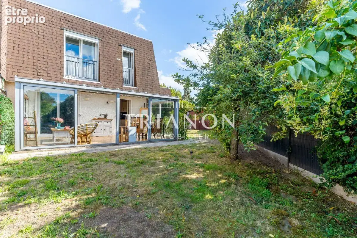 Maison familiale de 4 chambres avec véranda et jardin sans vis-à-vis — Quartier recherché - photo 14