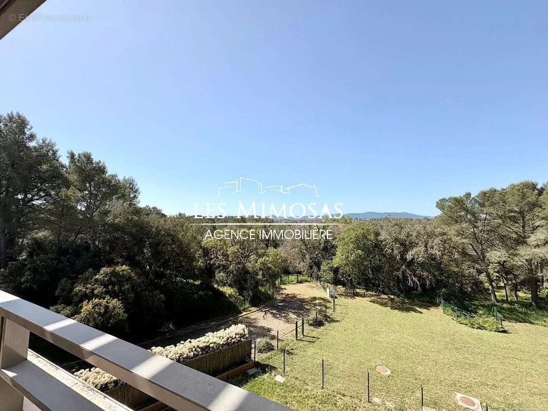 Appartement à FREJUS