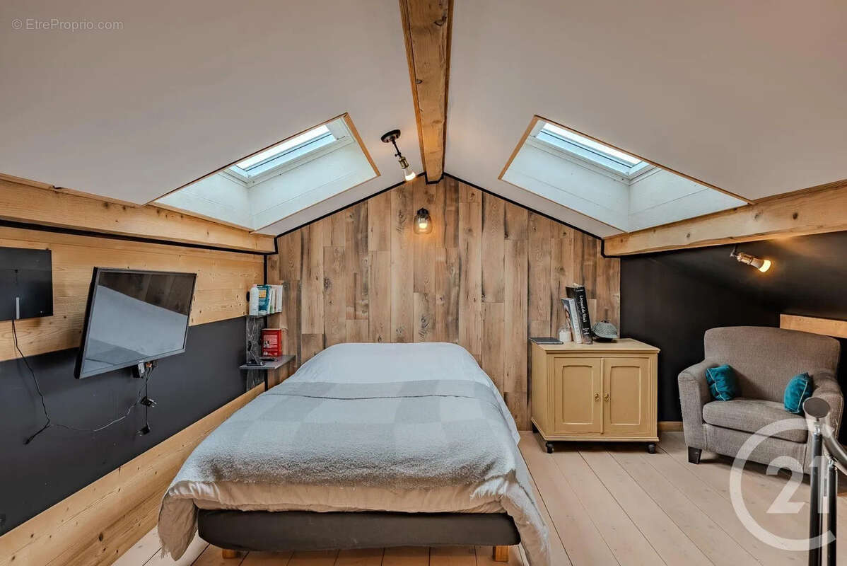 Maison à THOLLON-LES-MEMISES