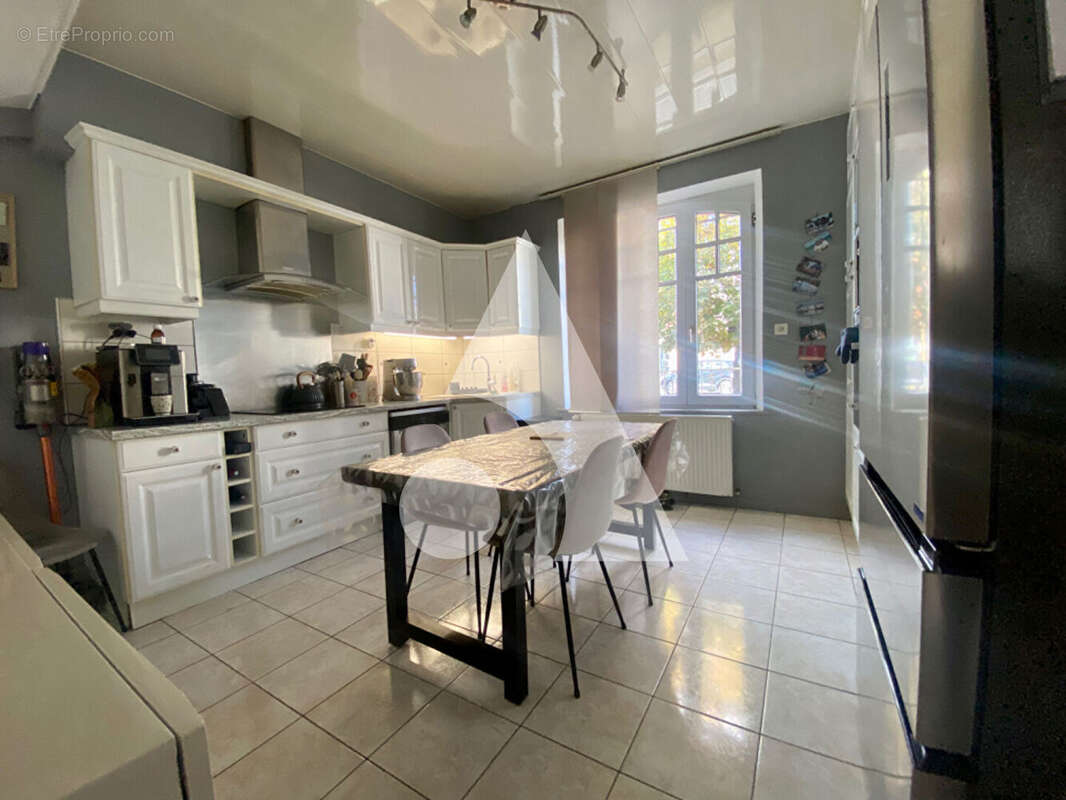 Maison à CHARLEVILLE-MEZIERES