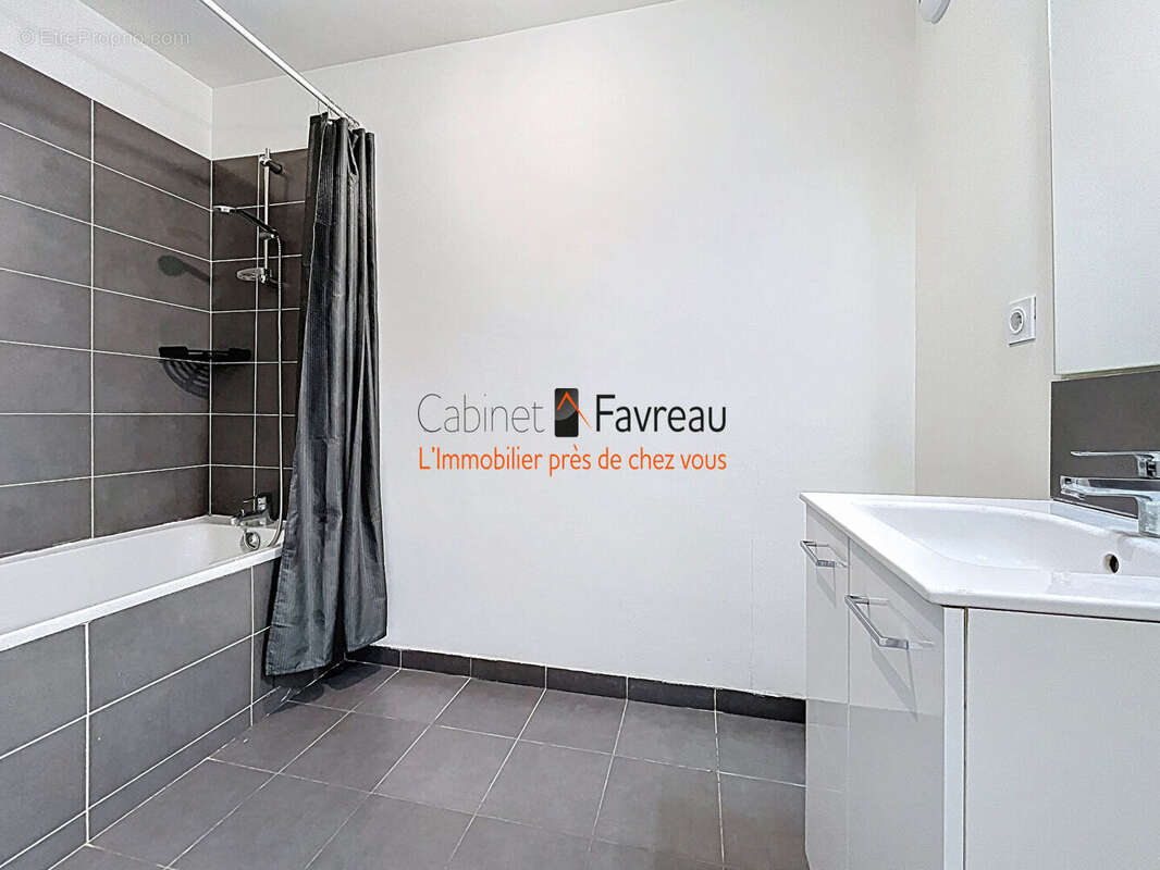 Appartement à THIAIS