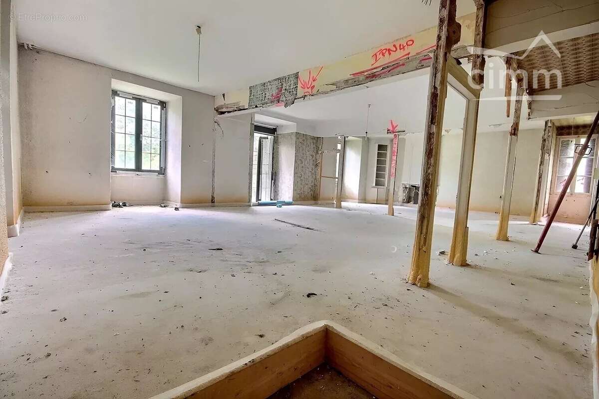 Appartement à SAINT-MARTIN-D'HERES