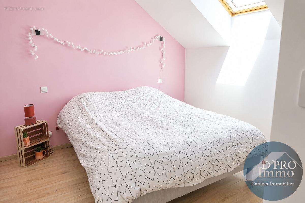 Appartement lumineux avec garage en centre bourg - photo 7