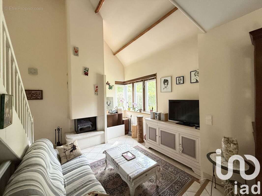 Photo 6 - Maison à SAINT-FARGEAU-PONTHIERRY