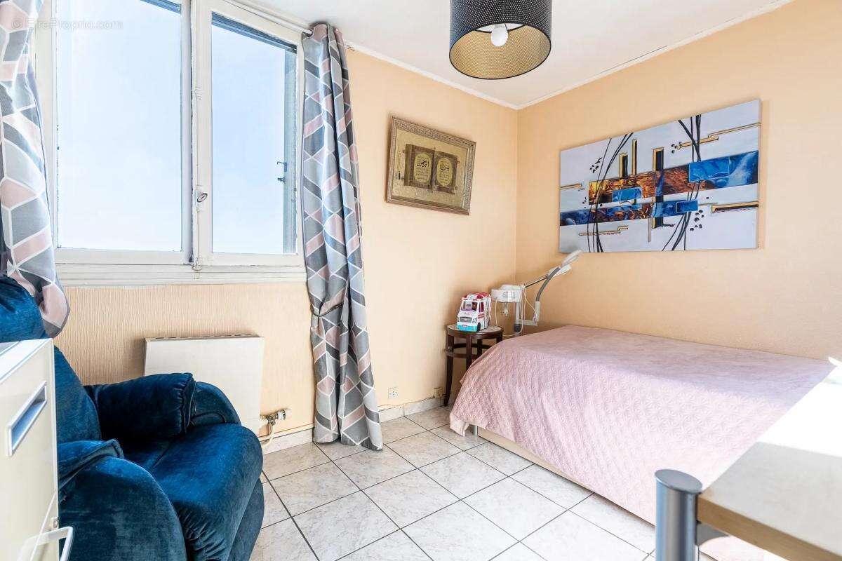 Appartement à BAGNOLET