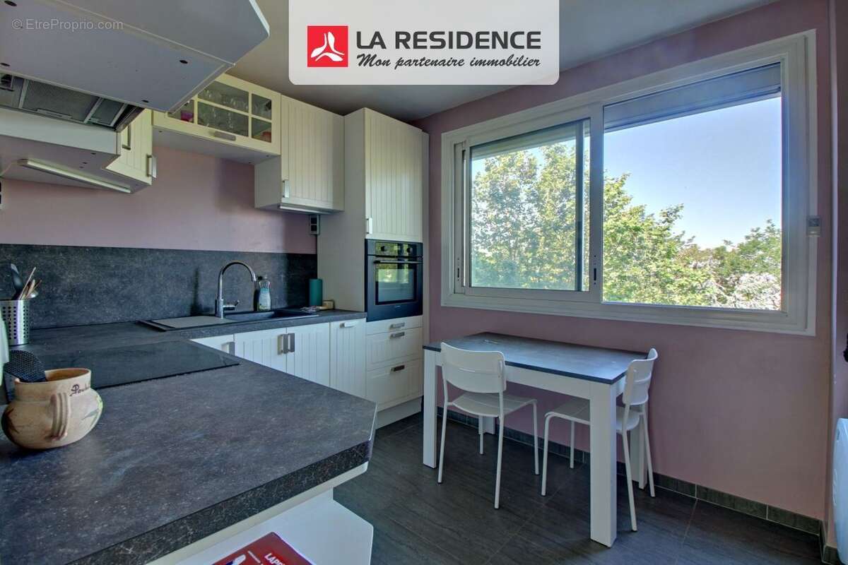 Appartement 72 m² à Poissy  - photo 4