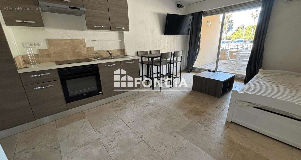 Appartement à HYERES