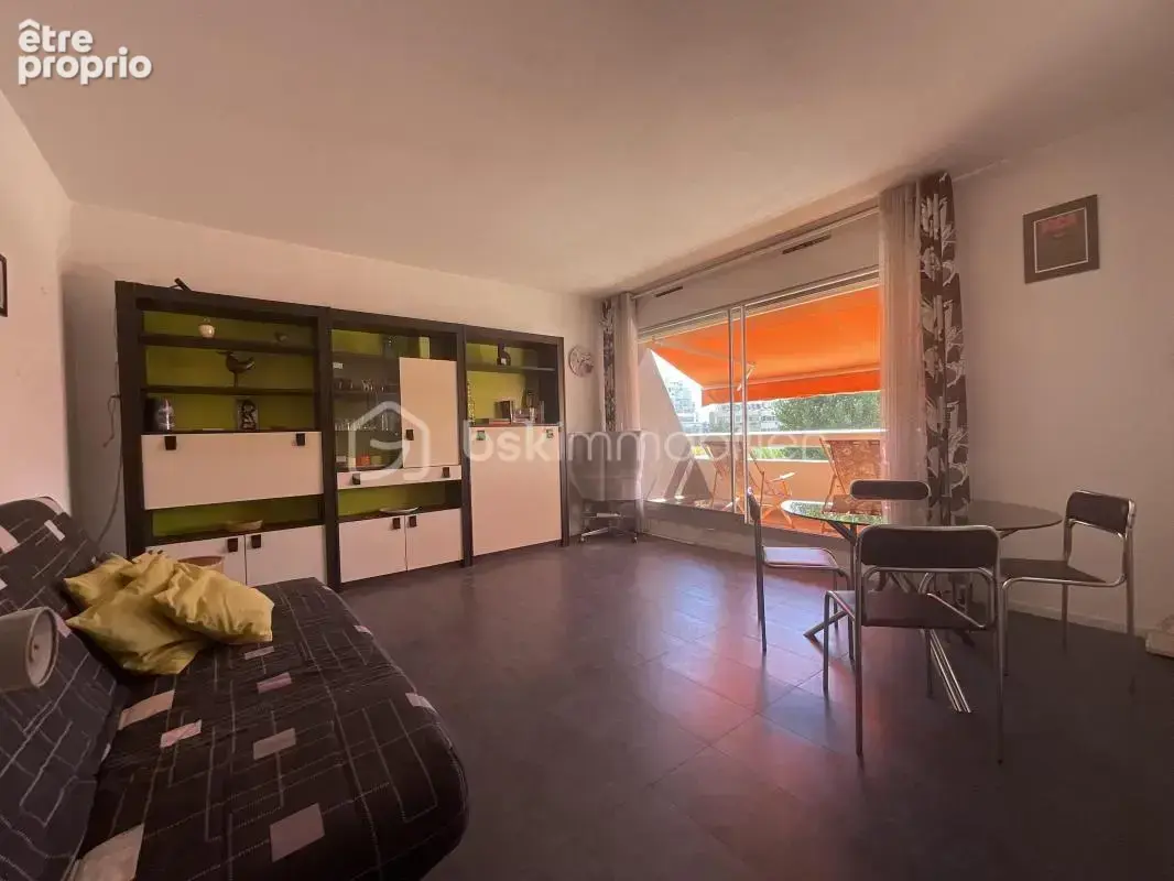 La grande-motte – hyper-centre – 45 m² – dernier étage – terrasse sud-ouest – garage 25 m² – piscine - photo 5