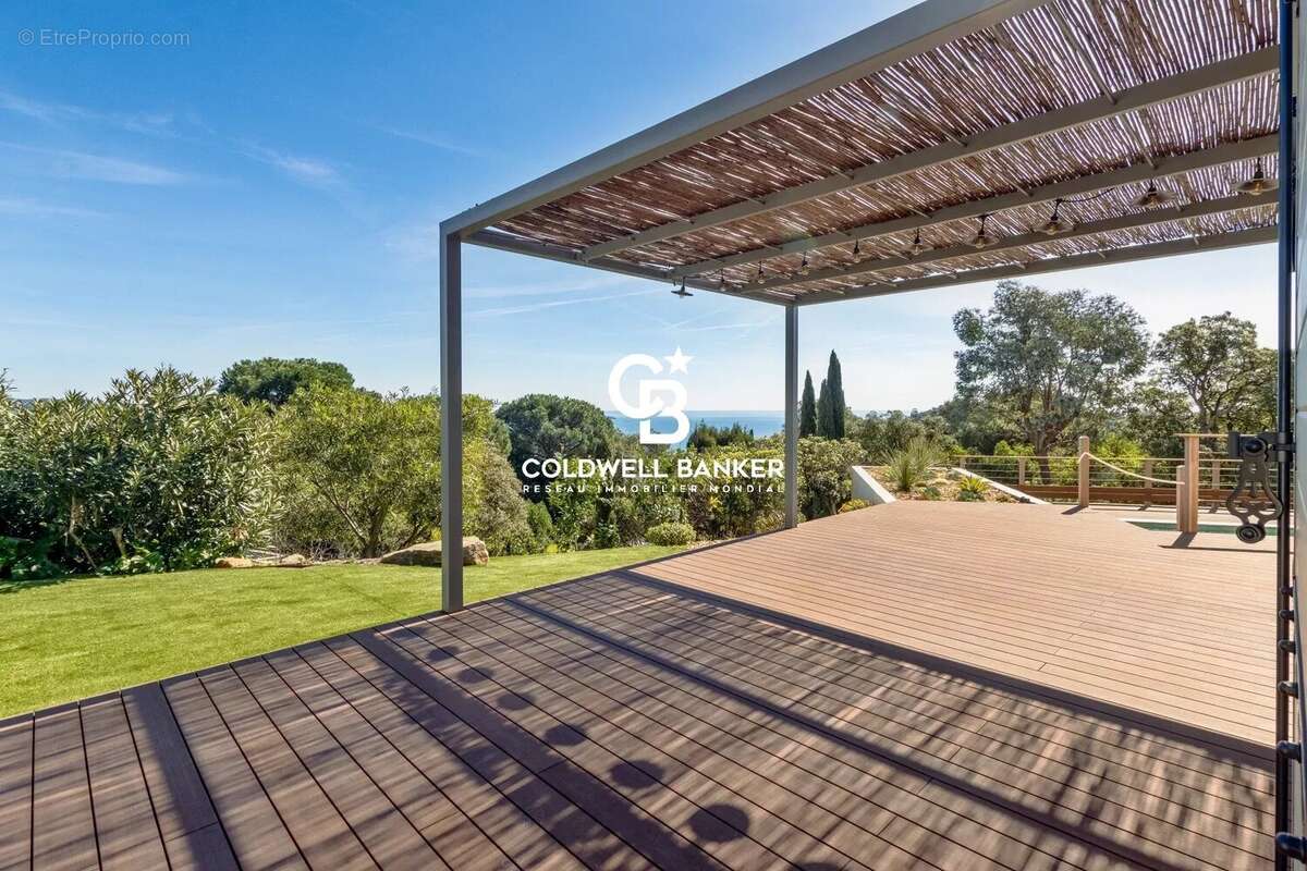 Maison à CAVALAIRE-SUR-MER