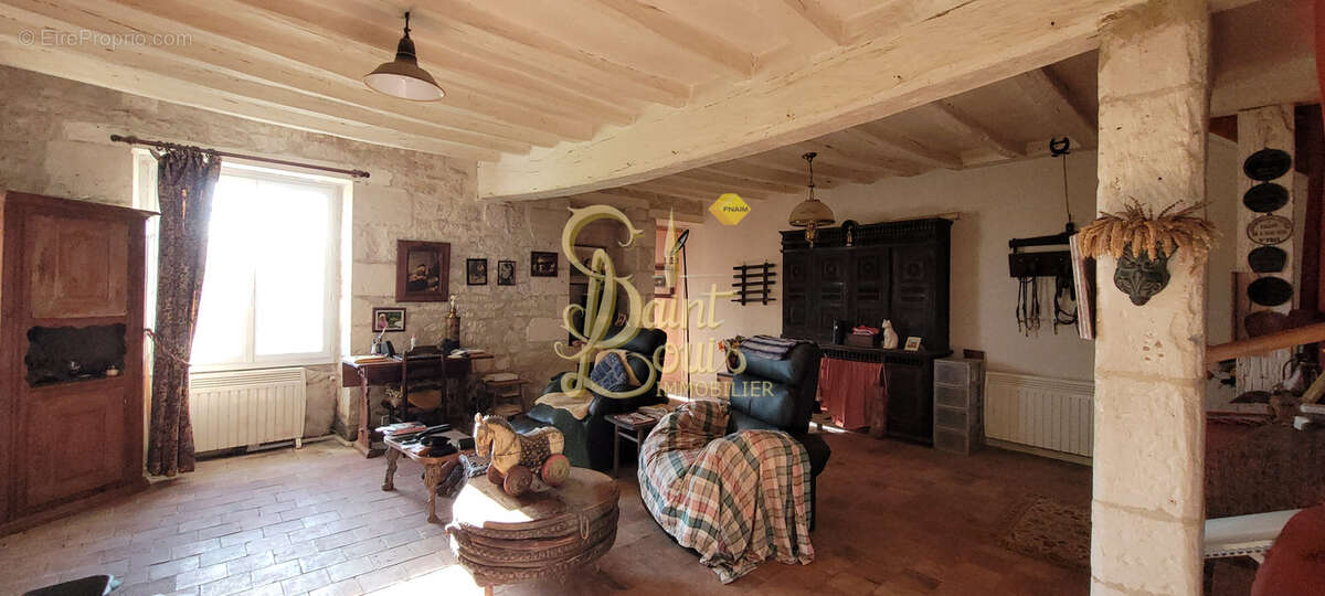 Maison à CHINON
