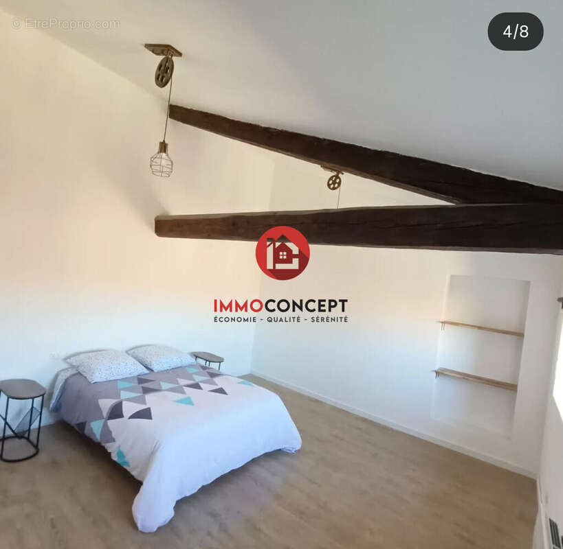 Appartement à ROQUEMAURE