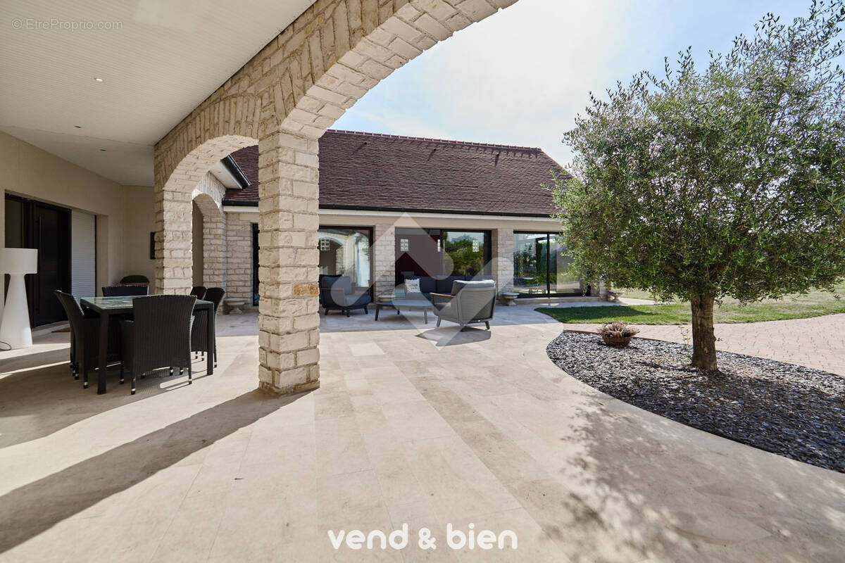 Maison à TAISSY
