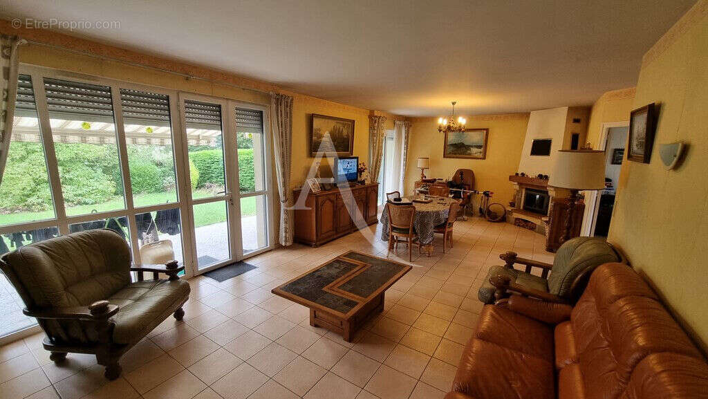Superbe maison de 5 pièces des années 1980 sur 2 000 m² de terrain ? Saint-Aignan - photo 8