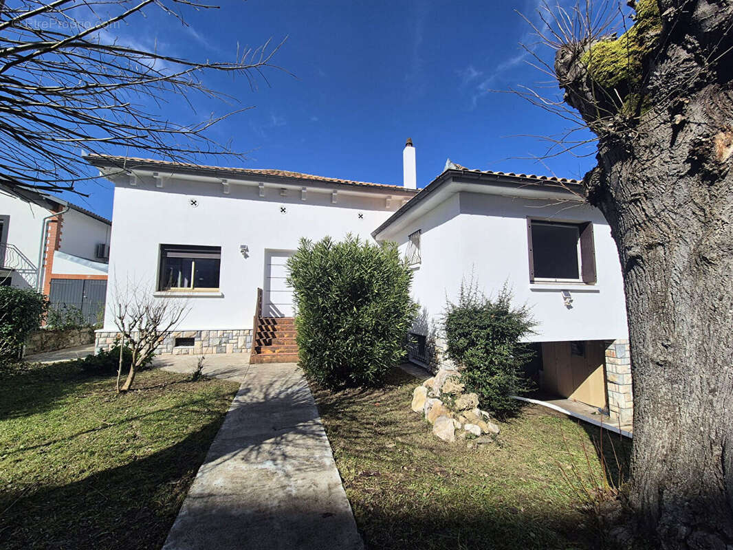 Maison Jolimont avec piscine et grand garage - photo 17