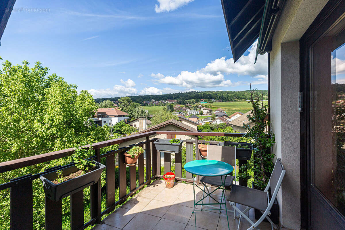 Agence immobiliere laforet - "monstera" - poisy - appartement duplex t4 de 96.01m² (84,05m2 carrez) - dernier etage - terrasse - - photo 3