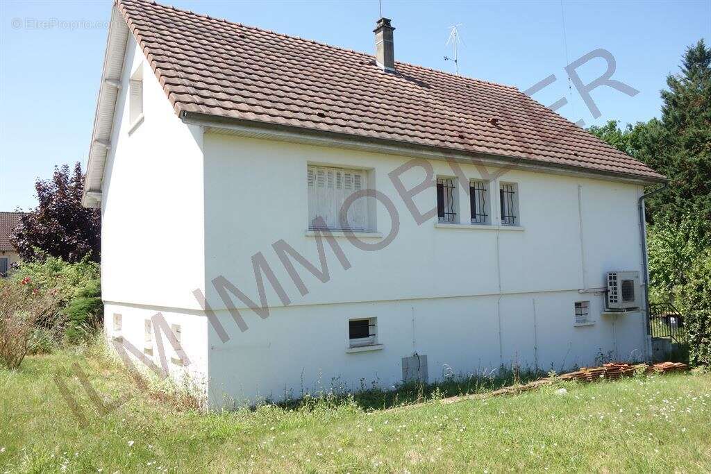 Maison à SAINT-GEORGES-SUR-BAULCHE