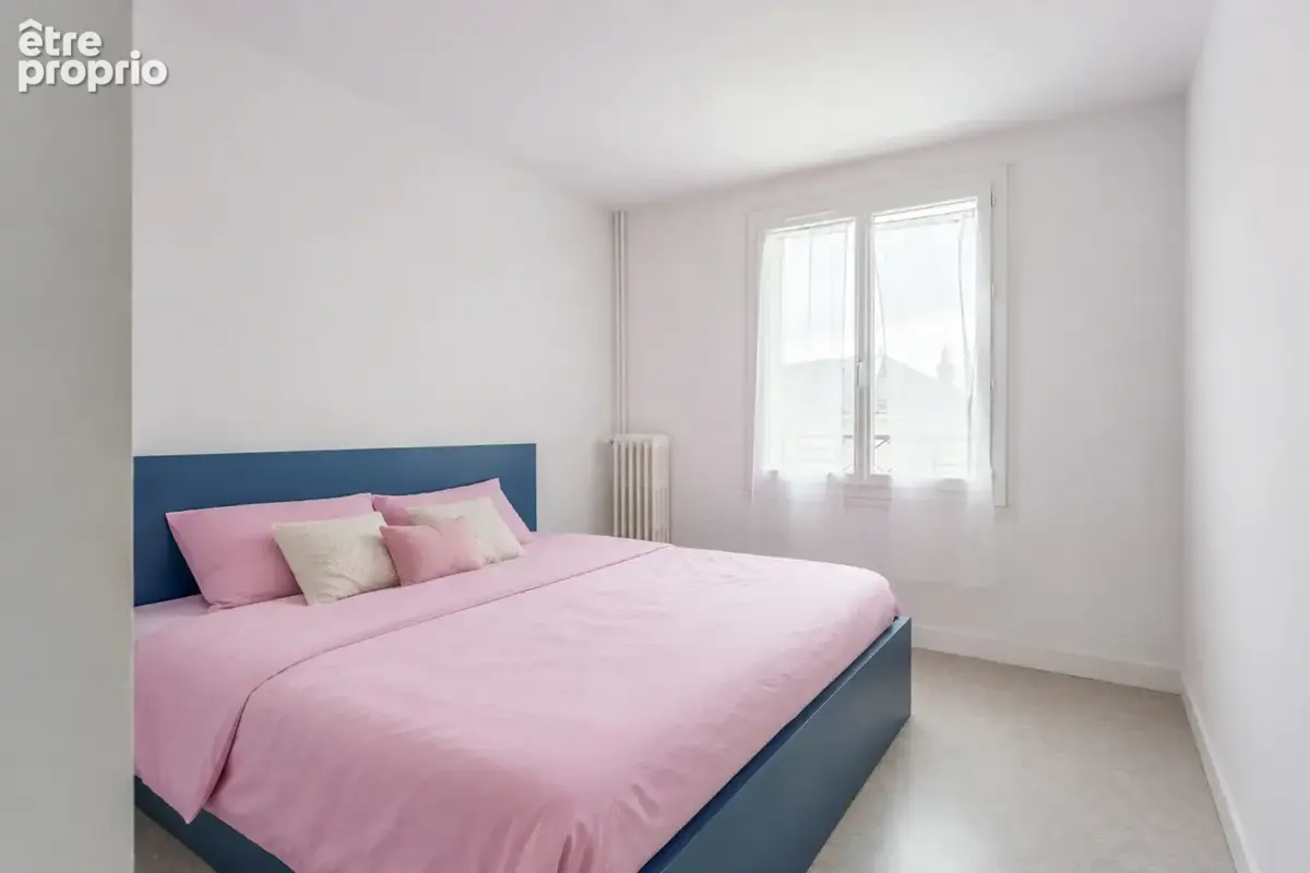 Investissement ensemble immobilier tours centre 5 logements 2 locaux commerciaux en exclusivite - photo 16