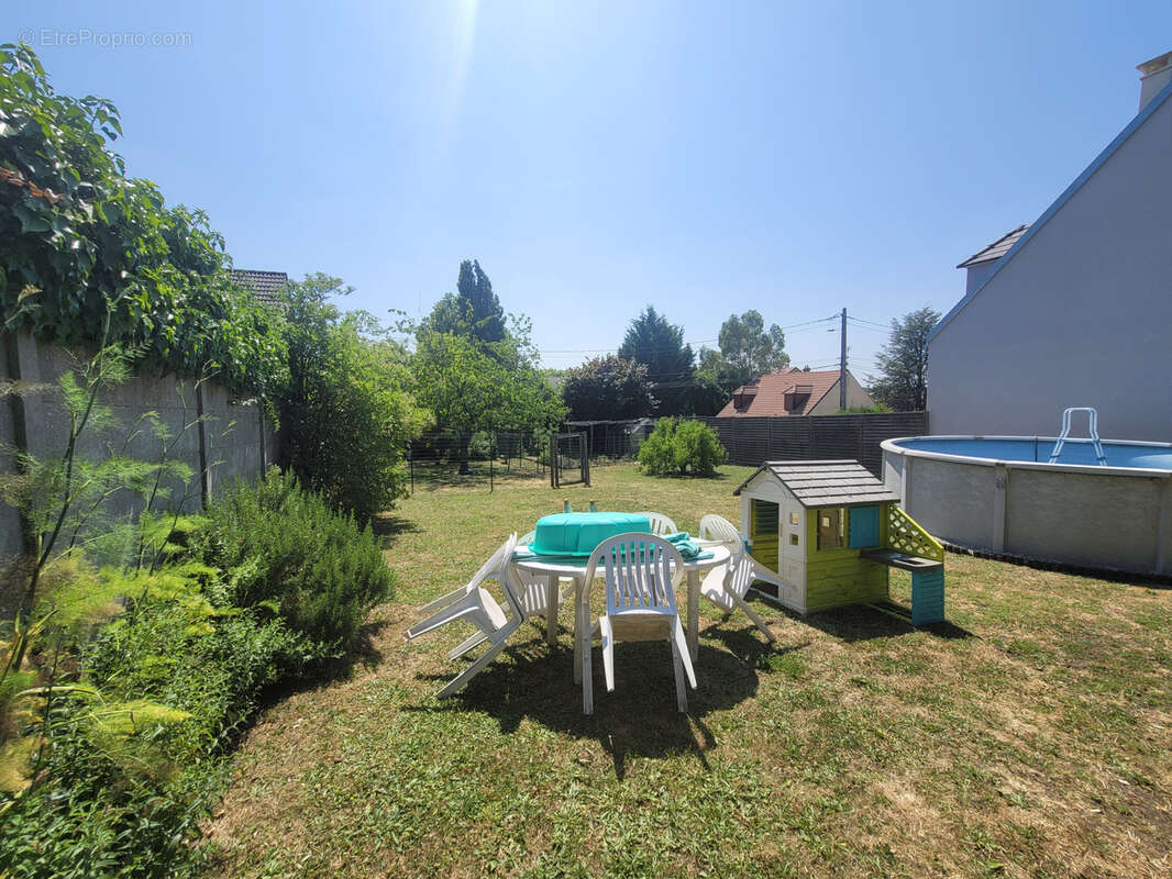 Terrain à BALLANCOURT-SUR-ESSONNE