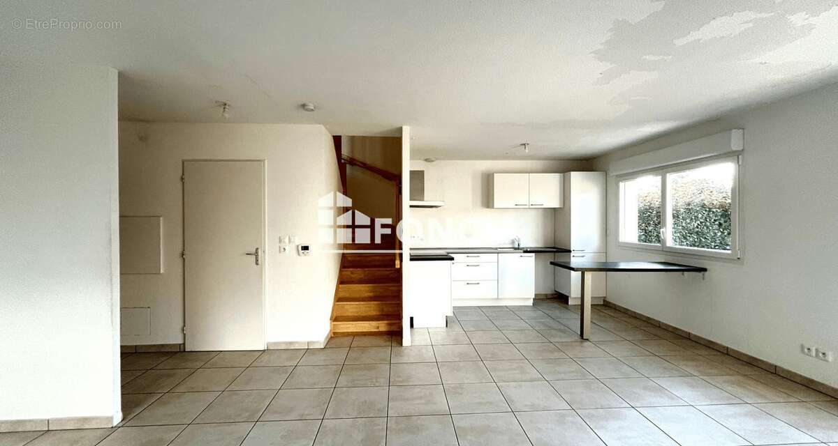 Appartement T4 en duplex avec stationnement et garage en sous-sol - photo 3