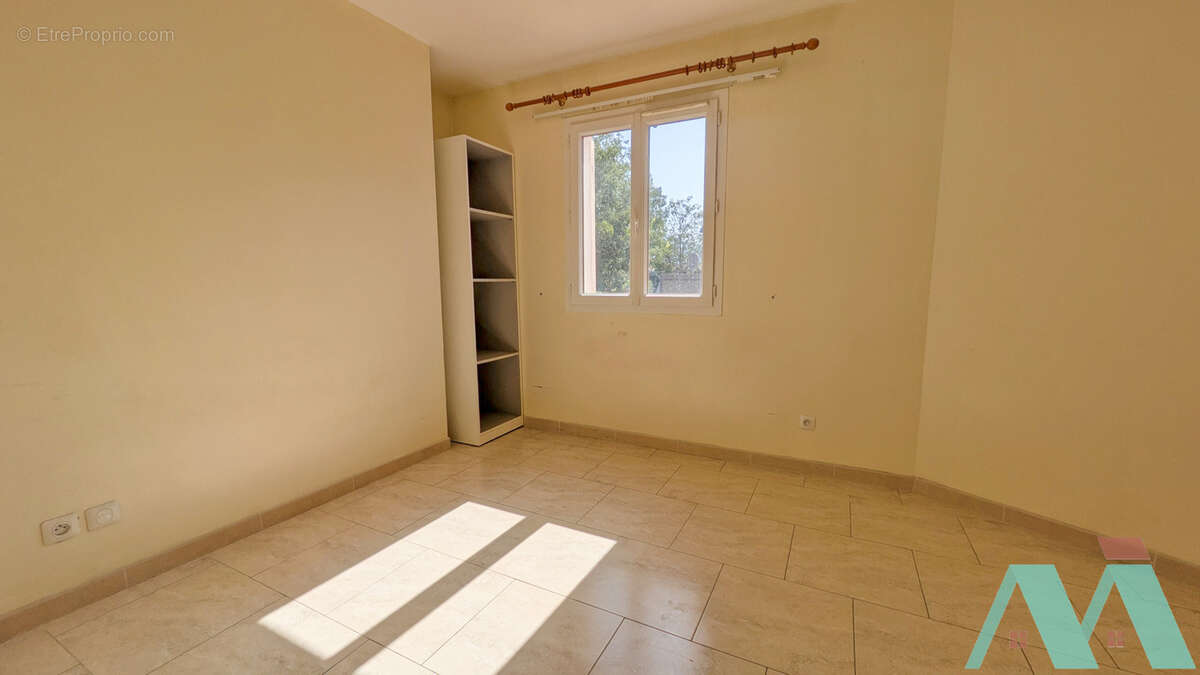 Maison 4 pièces et garage sur terrain 440m2 - photo 9