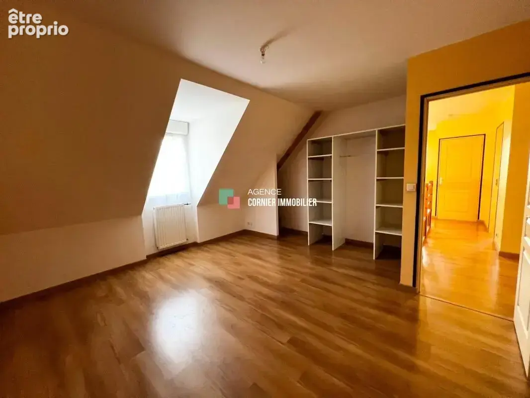ACIGNE - Maison 7 pièces de 135m² - photo 14