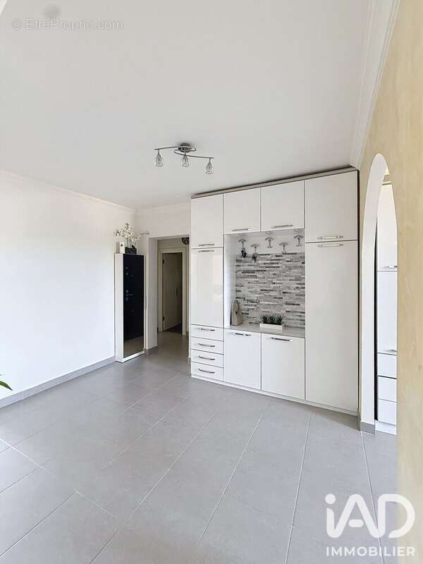 Appartement 88 m² à Lancrans  - photo 7