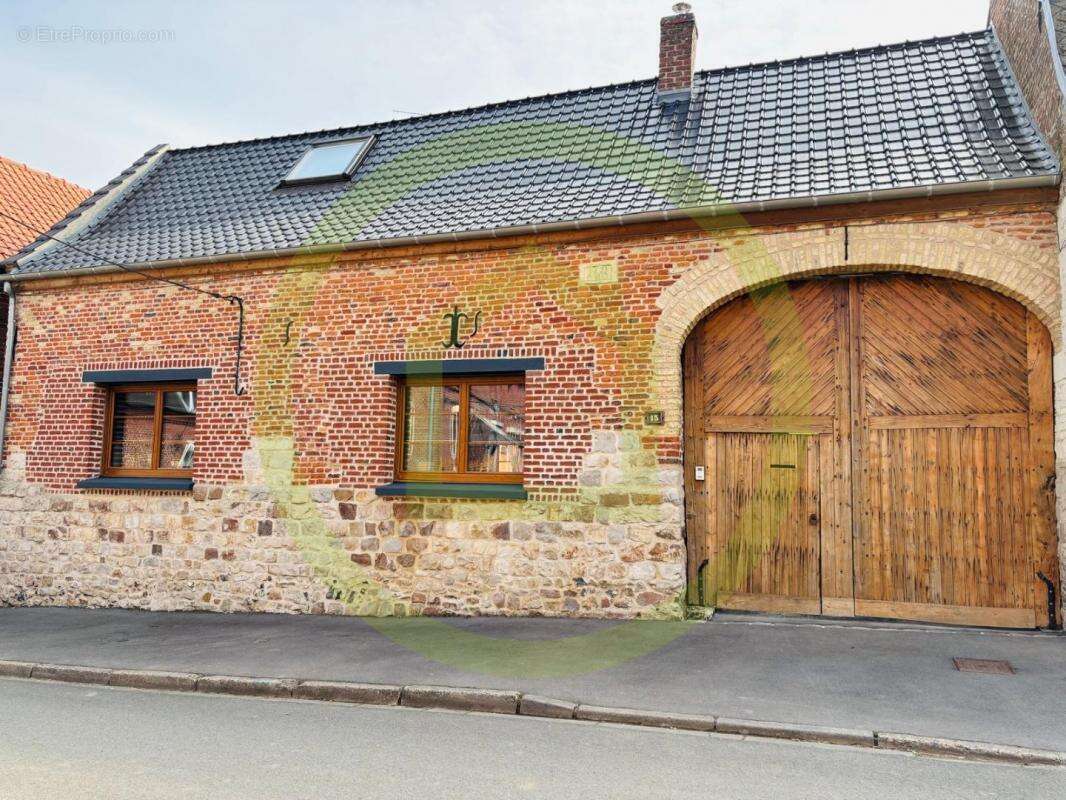 Maison à VERCHAIN-MAUGRE