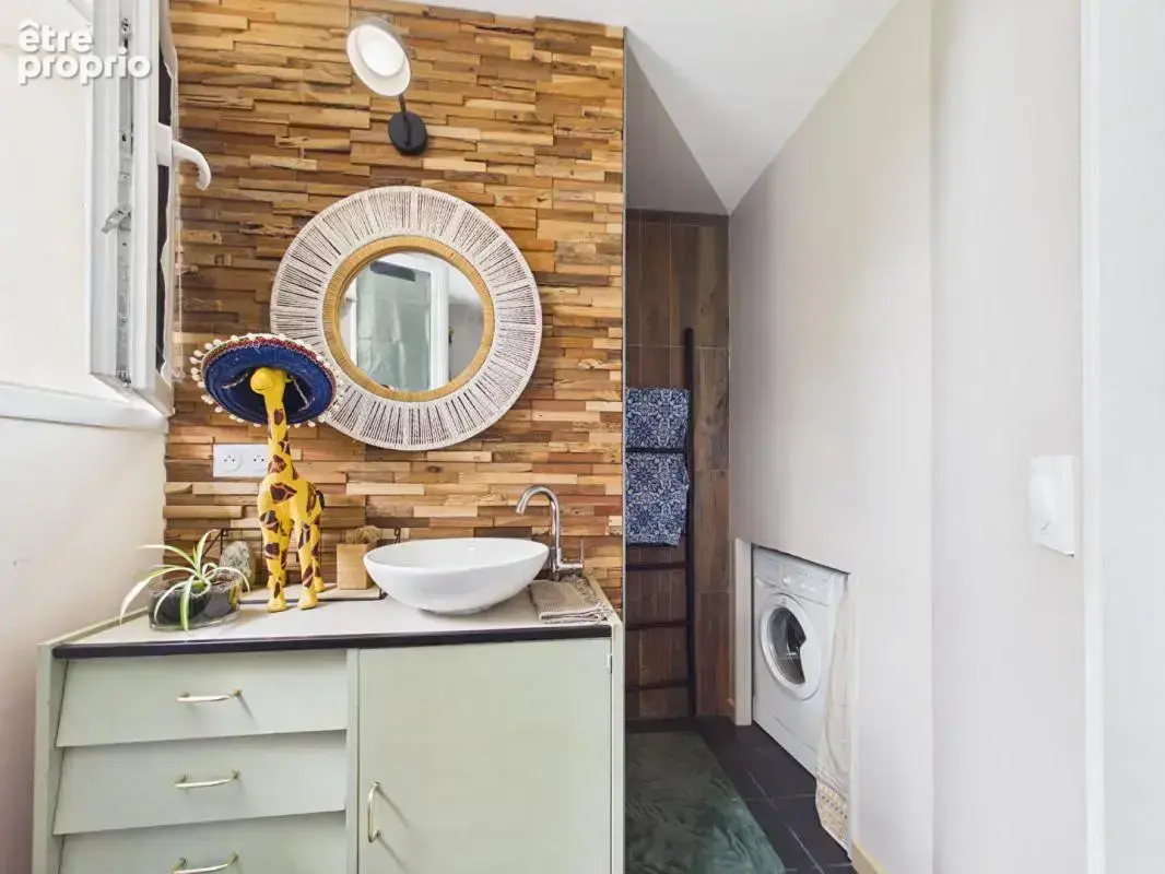 Maison de 110 m2 à Poitiers , quartier Chilvert, 3 chambres, jardin, vaste sous sol - photo 7