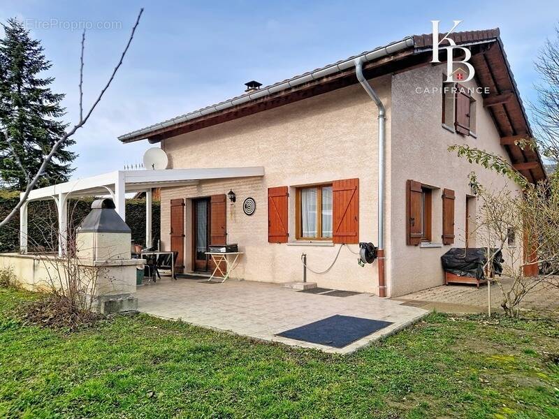 Maison à CONTAMINE-SUR-ARVE