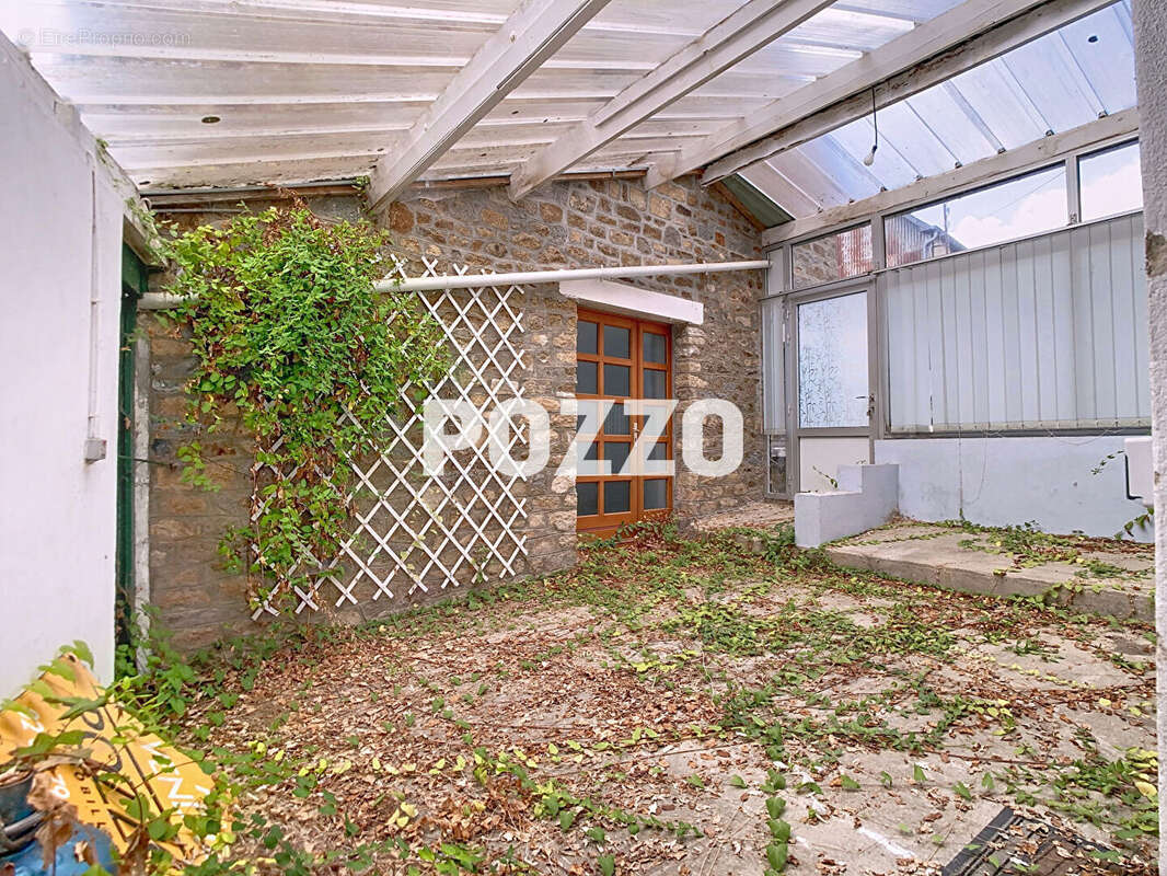 Maison à PLEINE-FOUGERES